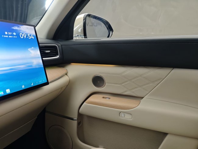 99万元起 旗舰SUV震撼上市冰球突破奇瑞风云T11售18